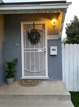 14724 Burbank Blvd in Van Nuys, CA - Building Photo - Building Photo