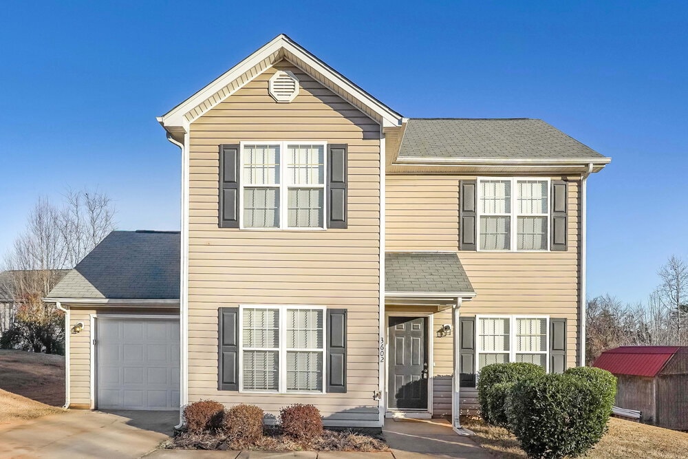 3602 Sherbourne Ln in Greensboro, NC - Foto de edificio