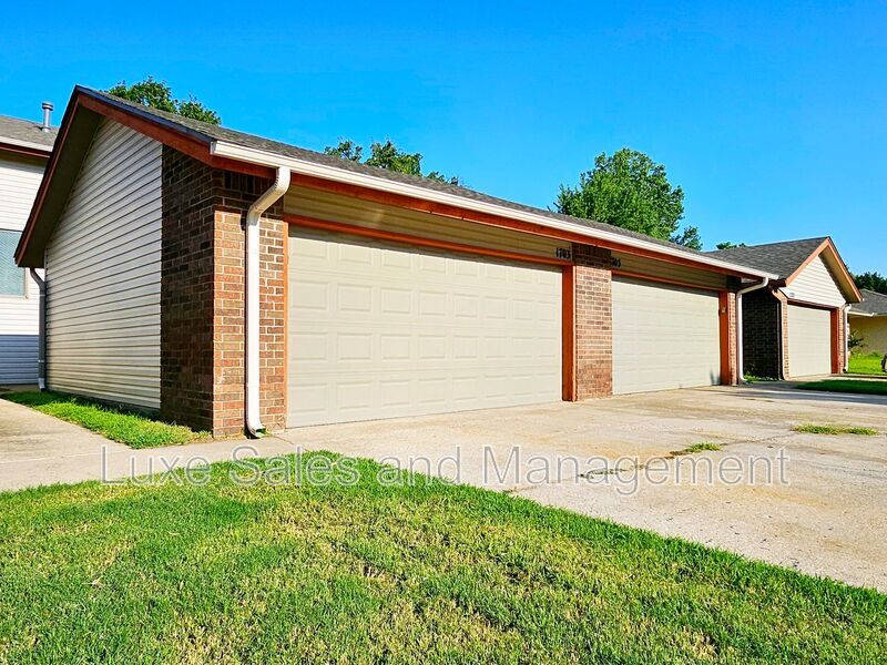 1703 N Gleason Ave in Bethany, OK - Building Photo