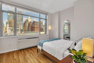 120 W 21st St in New York, NY - Building Photo - Building Photo