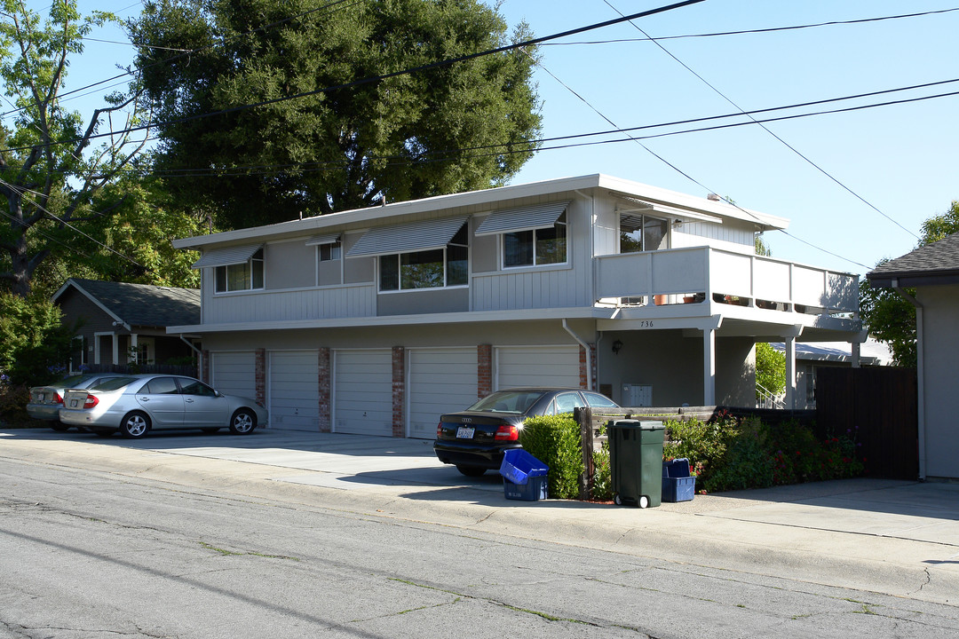 736 Fremont St in Menlo Park, CA - Foto de edificio