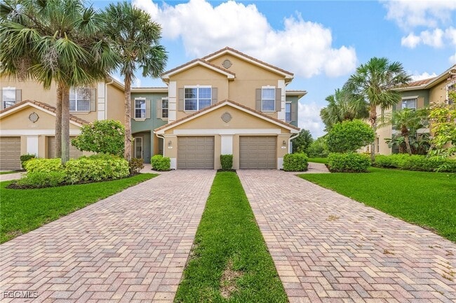 property at 3210 Cottonwood Bend