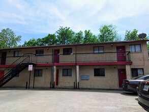 3414 W Martin St in San Antonio, TX - Building Photo - Interior Photo