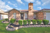 4511 Italy Ln in Pasadena, TX - Building Photo - Building Photo