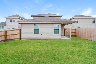 2342 Applewhite Mdw in San Antonio, TX - Building Photo - Building Photo