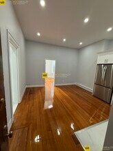 471 Commonwealth Ave, Unit 4 in Boston, MA - Building Photo - Building Photo