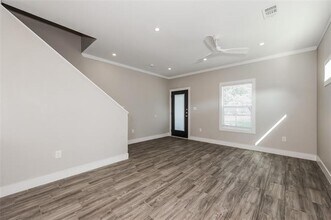 1244 Lonsdale Ave in Dallas, TX - Building Photo - Building Photo