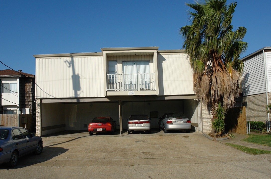 2408 Giuffrias Ave in Metairie, LA - Building Photo