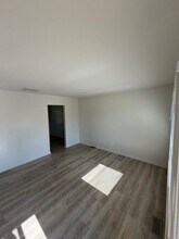 2059 Deauville Dr in Lexington, KY - Building Photo - Building Photo