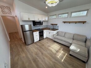 1002 Spanish Oak Trail in Manchaca, TX - Building Photo - Building Photo