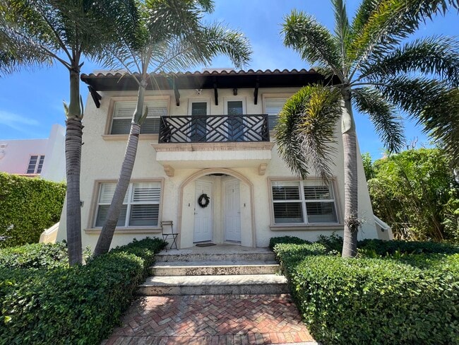 property at 252 Oleander Ave