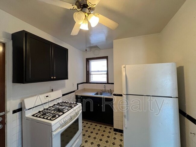 7760 Wise in Clayton, MO - Building Photo - Building Photo
