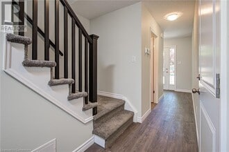 93 Highman Ave in Cambridge, ON - Building Photo - Building Photo