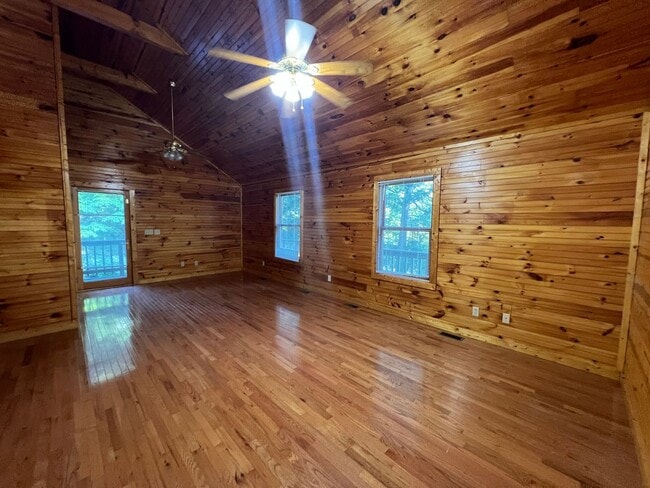 3210 Alton Dr in Kodak, TN - Building Photo - Building Photo