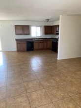 140 Maricopa Dr in Winslow, AZ - Building Photo - Building Photo