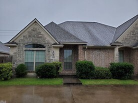 3818 Oldenburg Ln in College Station, TX - Building Photo