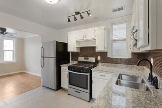 3707 W McLean Ave in Chicago, IL - Building Photo - Building Photo