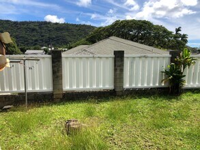 2739 Hillside Ave, Unit D in Honolulu, HI - Foto de edificio - Building Photo