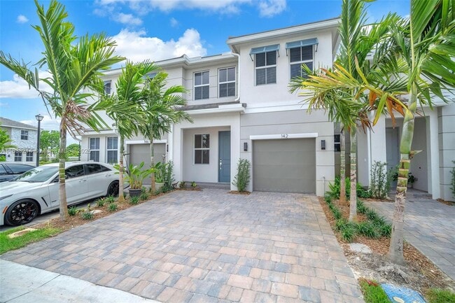 142 SW 171st Way