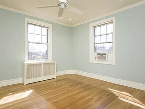 1000 Hudson St in Hoboken, NJ - Building Photo - Building Photo
