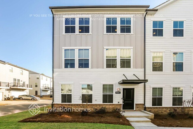 property at 8004 Roest Ln