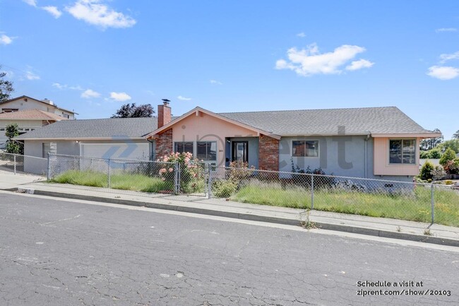 3100 Ascot Ct in Richmond, CA - Foto de edificio - Building Photo