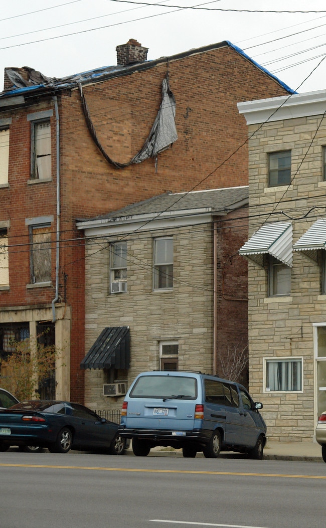 809 E Market St in Louisville, KY - Building Photo - Building Photo