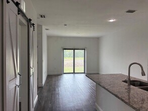 450 Grant Blvd in Lehigh Acres, FL - Building Photo - Building Photo