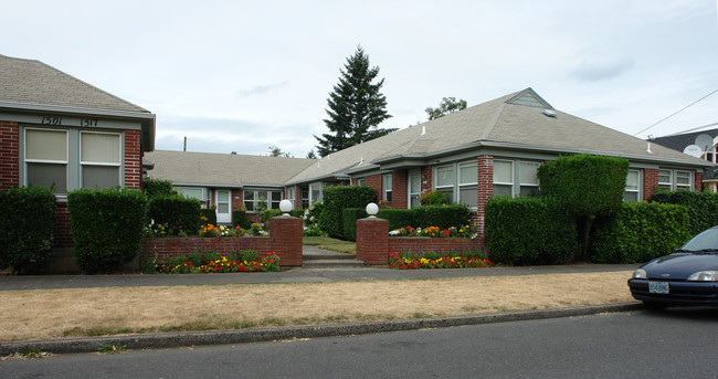 1501-1517 NE 61st Ave in Portland, OR - Building Photo - Building Photo