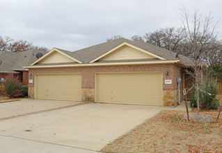 Woodland Estates in Mansfield in Mansfield, TX - Foto de edificio - Building Photo