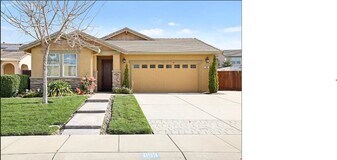 893 Clearwater Creek Blvd in Manteca, CA - Building Photo