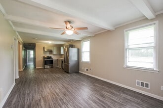 212 Bartlett St in Mauldin, SC - Building Photo - Building Photo