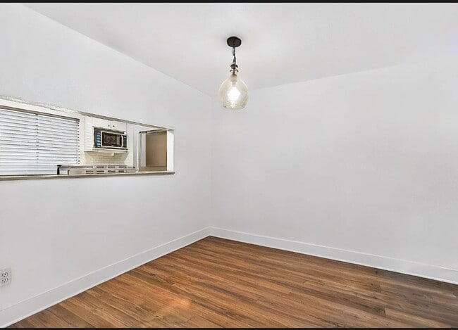 property at 1040 S 320th St