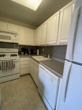 115 Freeman St, Unit #185 - 842 in Brookline, MA - Building Photo - Building Photo