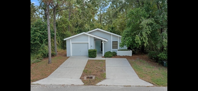 property at 51 Golfview Dr