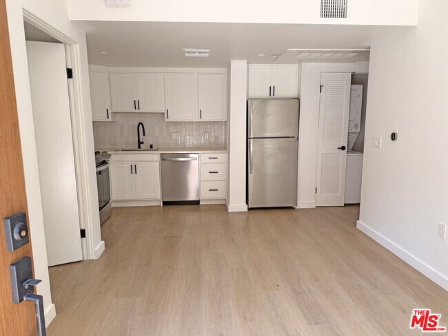 1138 Princeton St in Santa Monica, CA - Building Photo - Building Photo