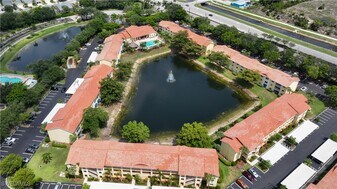 8287 Key Royal Ln in Naples, FL - Building Photo