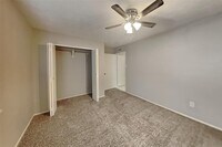 5211 Girnigoe Dr photo'