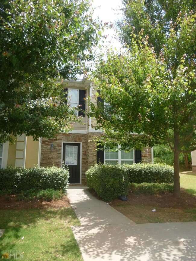 1962 Grove Way in Hampton, GA - Building Photo - Building Photo