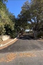 1302 Ridgecrest Dr in Austin, TX - Building Photo - Building Photo