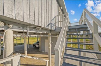 1019 Treaty Dr in Freeport, TX - Building Photo - Building Photo