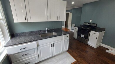 31 Bullard St in Boston, MA - Building Photo - Building Photo