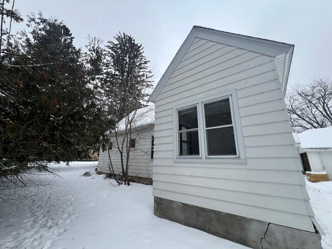 715 Flieth St in Wausau, WI - Building Photo - Building Photo