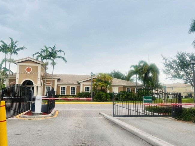 9125 Whistable Walk in Tamarac, FL - Building Photo - Building Photo
