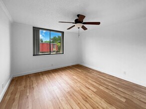 8134 Thames Blvd in Boca Raton, FL - Building Photo - Building Photo