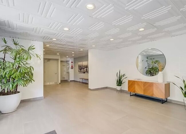 property at 960 Larrabee St