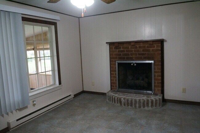 140 Greenleaf Rd in Chambersburg, PA - Foto de edificio - Building Photo