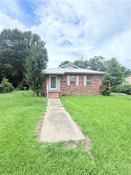 property at 735 Ontario Ave