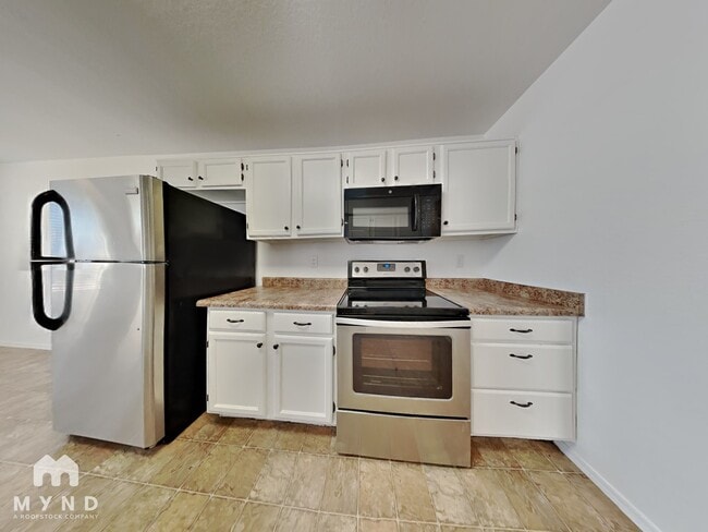 property at 5862 E Norwood St