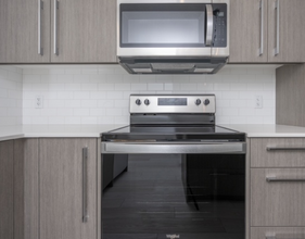 212 Creekstone Dr SW in Calgary, AB - Building Photo - Building Photo